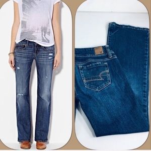 American Eagle Favorite Boyfriend Distressed Jeans